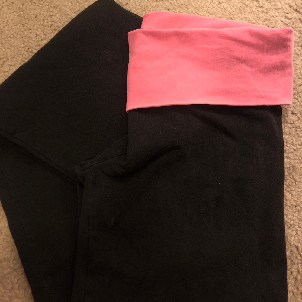 Victoria’s Secret yoga pants
